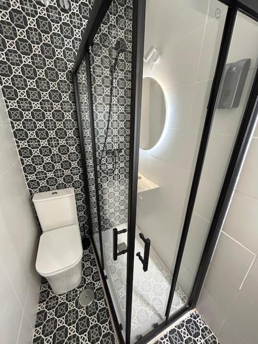 Apartamento Recien Reformado Con 5 Habitaciones Y 3 Banos Madrid Exterior foto
